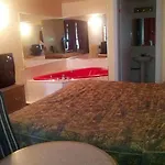 Rodeway Inn By The Falls